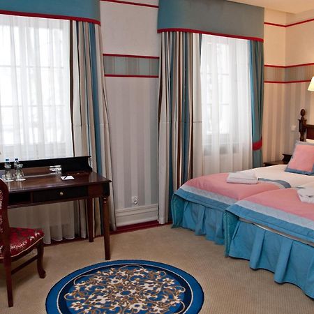 Hotel St. Bruno Гижицко Экстерьер фото