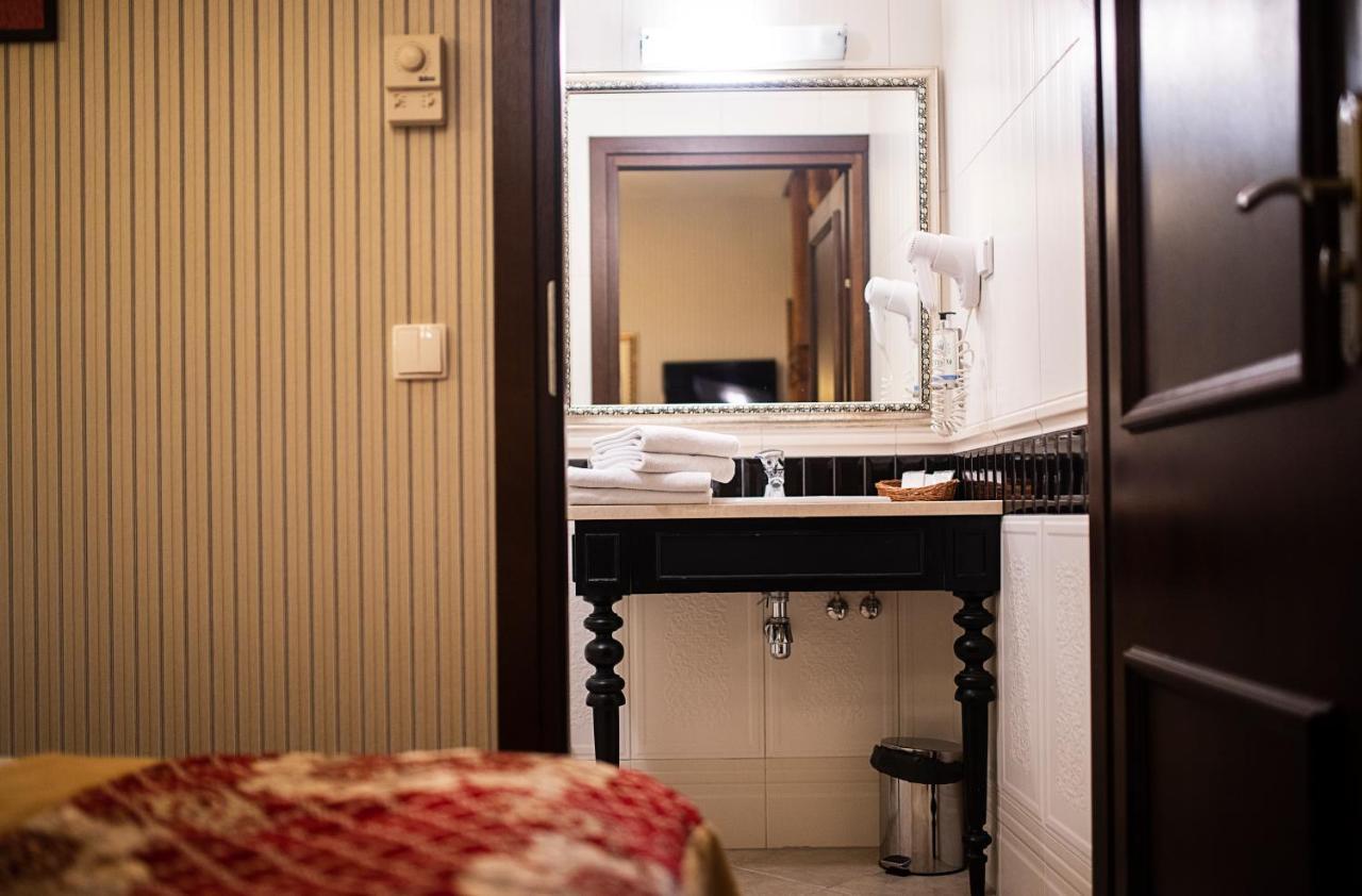 Hotel St. Bruno Гижицко Экстерьер фото