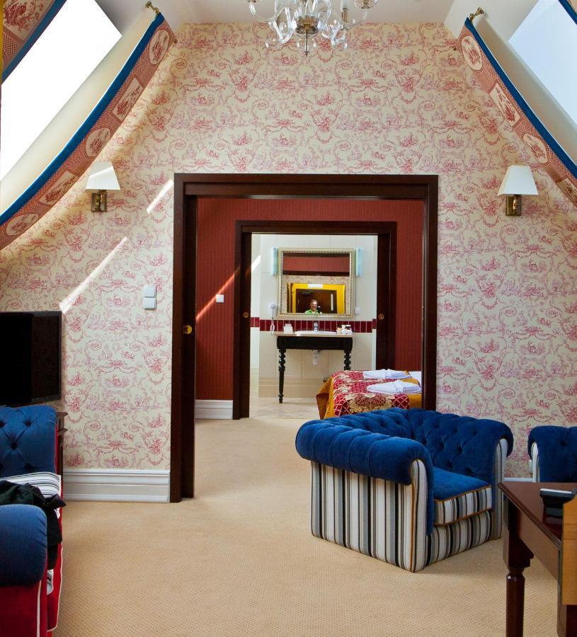 Hotel St. Bruno Гижицко Экстерьер фото