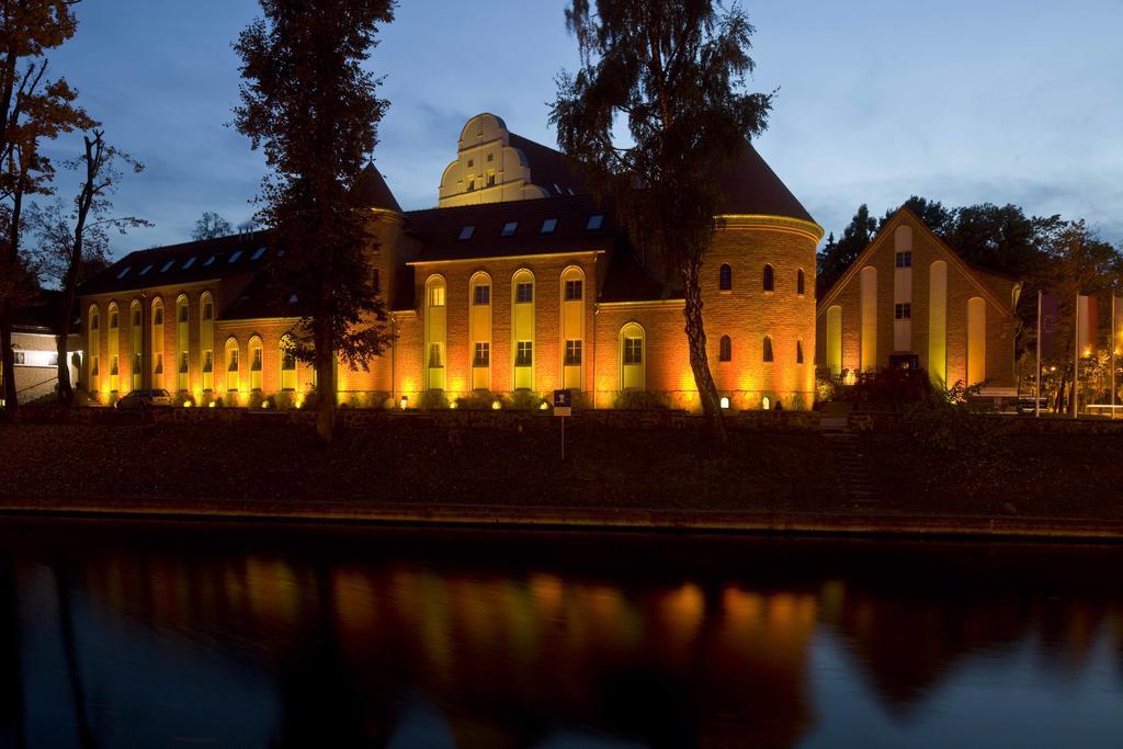 Hotel St. Bruno Гижицко Экстерьер фото