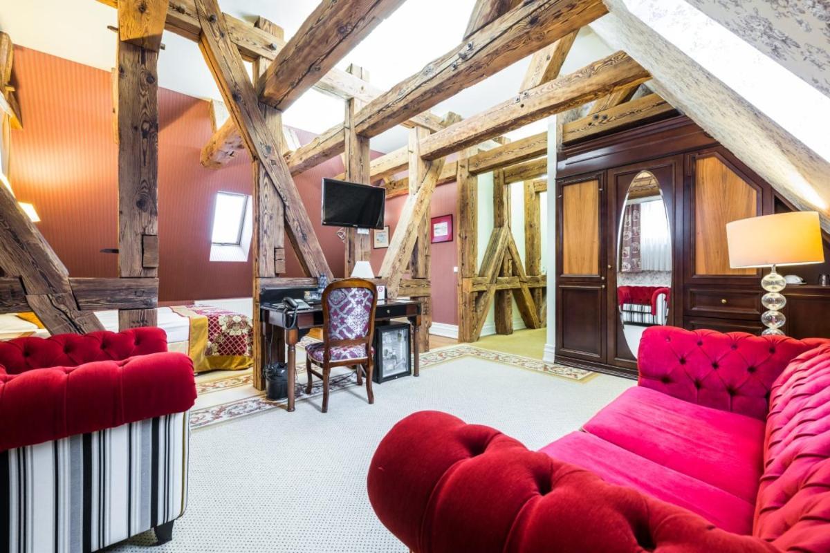 Hotel St. Bruno Гижицко Экстерьер фото